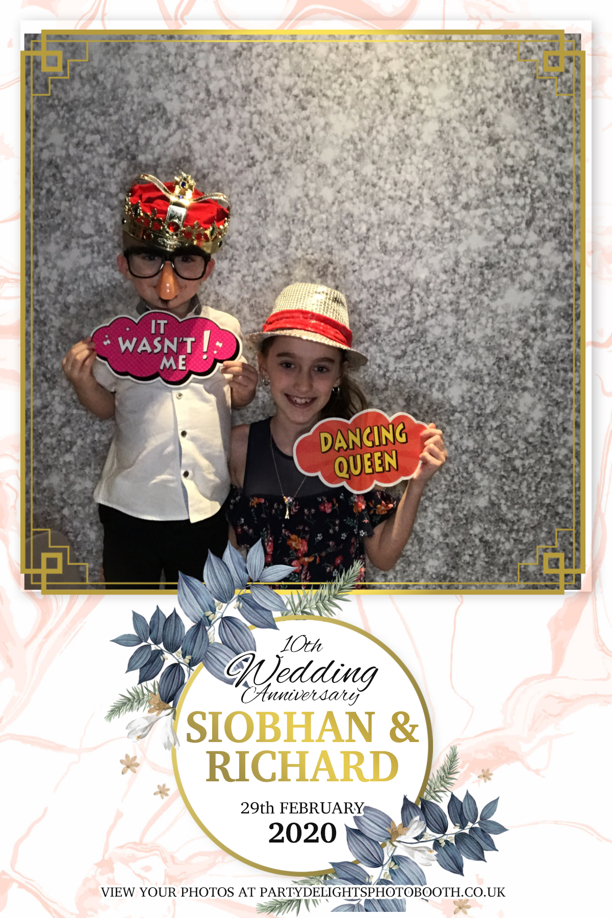 Siobhan and Richards Vow renewal  | View more photos from the event at gallery.partydelightsphotobooth.co.uk/u/PartyDelightsPhotoBooth/Siobhan-and-Richards-Vow-renewal